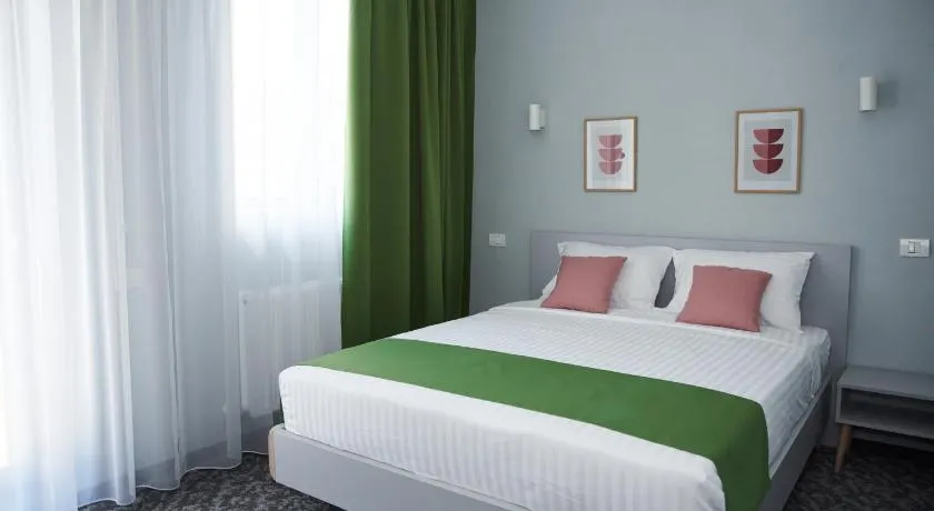 Astra Hotel - Image 1