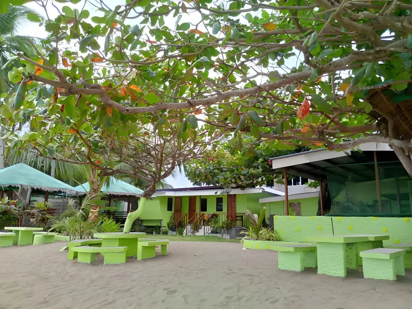 Mac beach campsite resort - Image 1