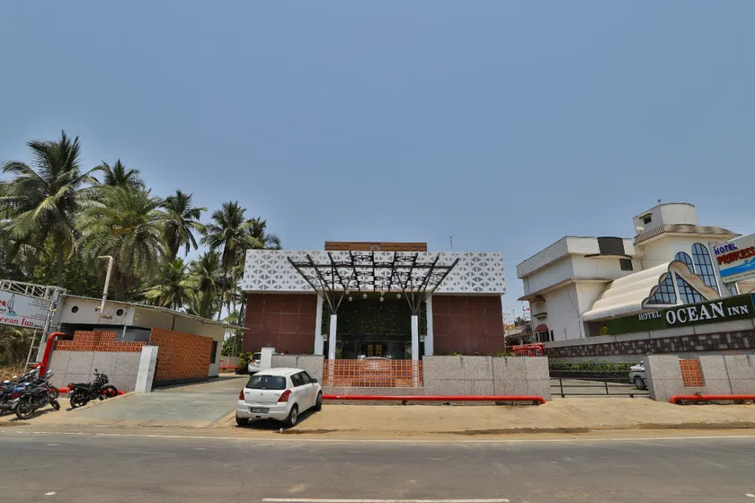 Palette - Hotel Ocean Inn - Image 1