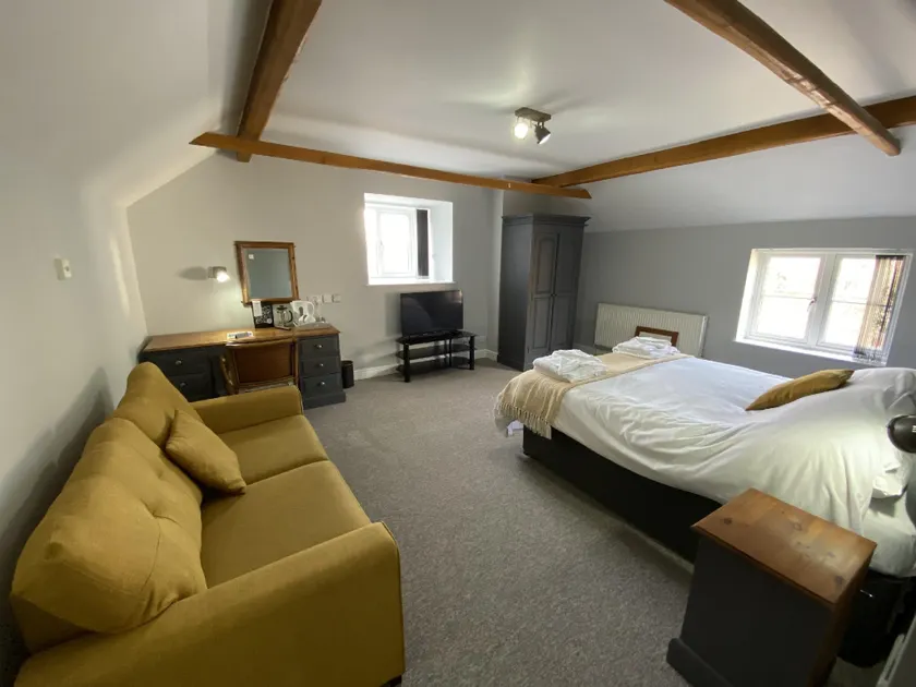 The Roade House Rooms - Image 1