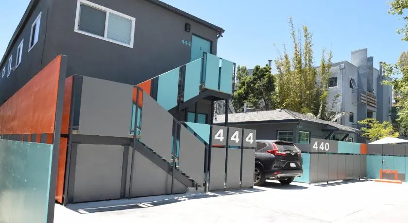Venice Beach Apartments Monthly rents - Image 1