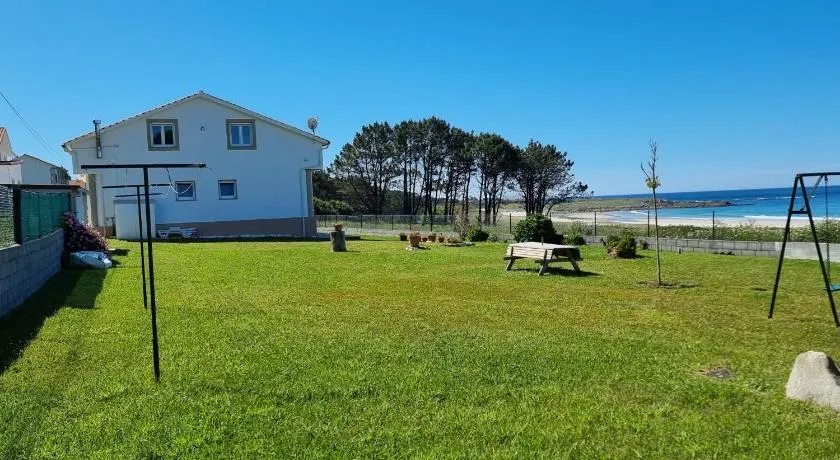 Apartamento Playa De Lariño - Image 1