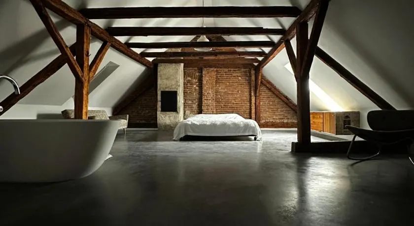 U3 Loft - Image 1
