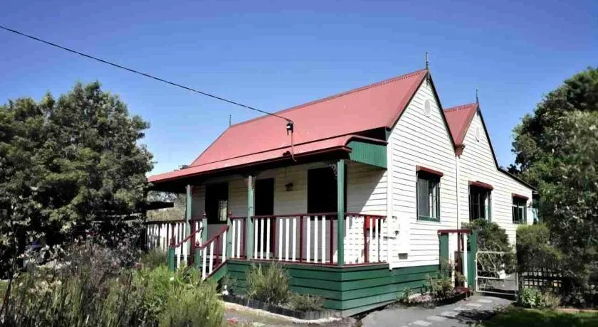 Relaxing & beautiful Miner's cottage near Wilson’s Prom - Image 1