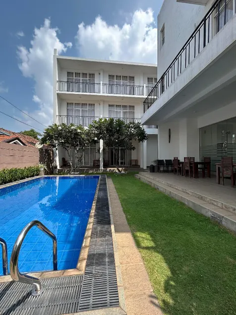 The Suite 262 - Image 1