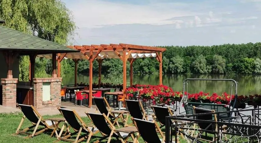 RiverFood&Party centar aktivnog odmora - Image 1