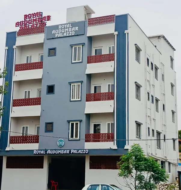 Royal Audumbar Palazzo Hotel - Image 1