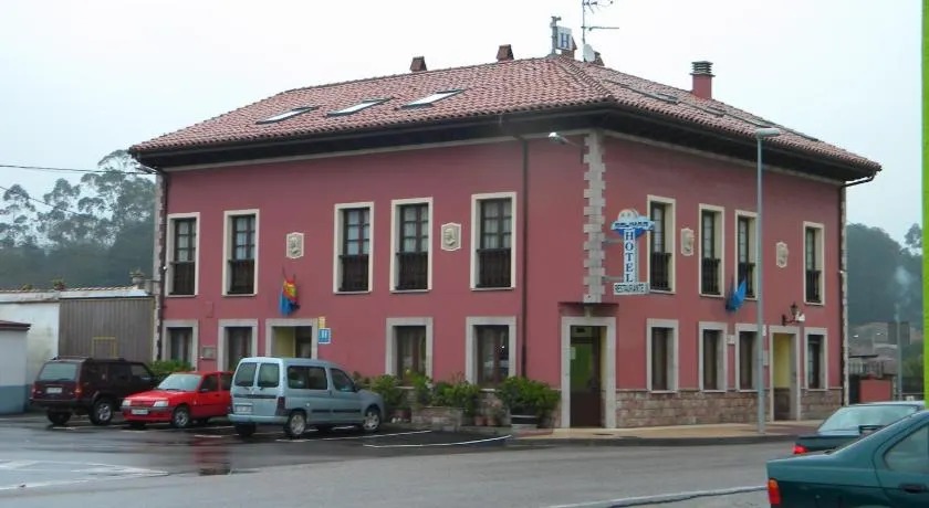 Hotel Solymar - Image 1