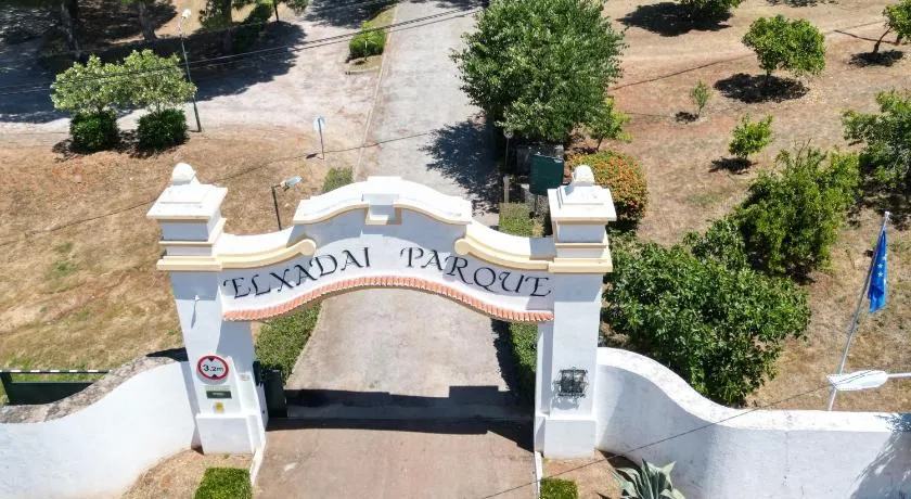 Elxadai Parque - Image 1