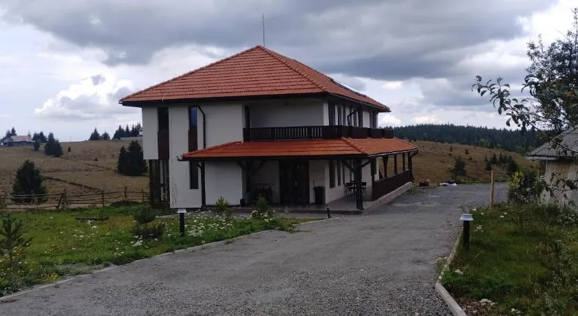 Pensiunea Bălcești Beliș Apuseni - Image 1