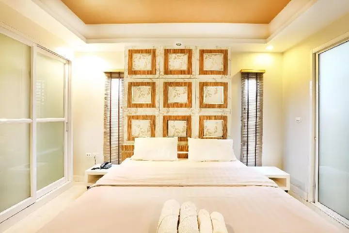 The Luxury Residence - Image 1