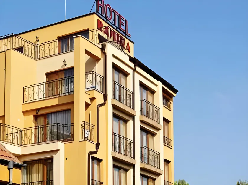 Family Hotel Ramira - Image 1