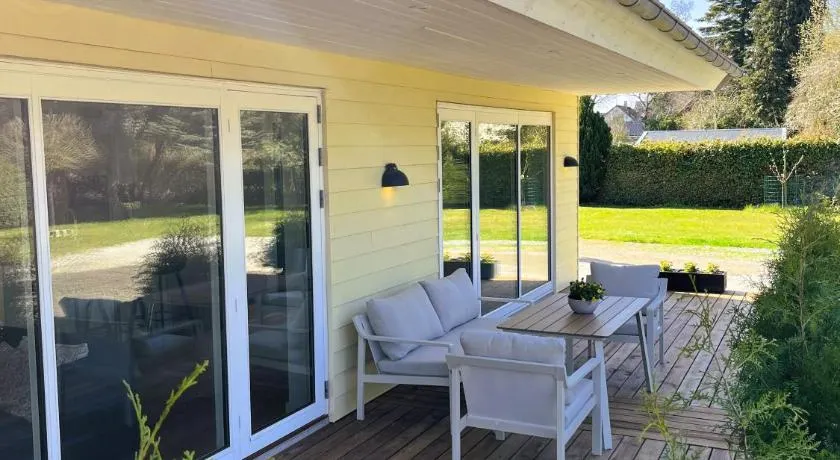 Villa Jule - Cozy and Elegant Place with Open Ceiling, Beautiful Garden and Specious Terrace - Image 1