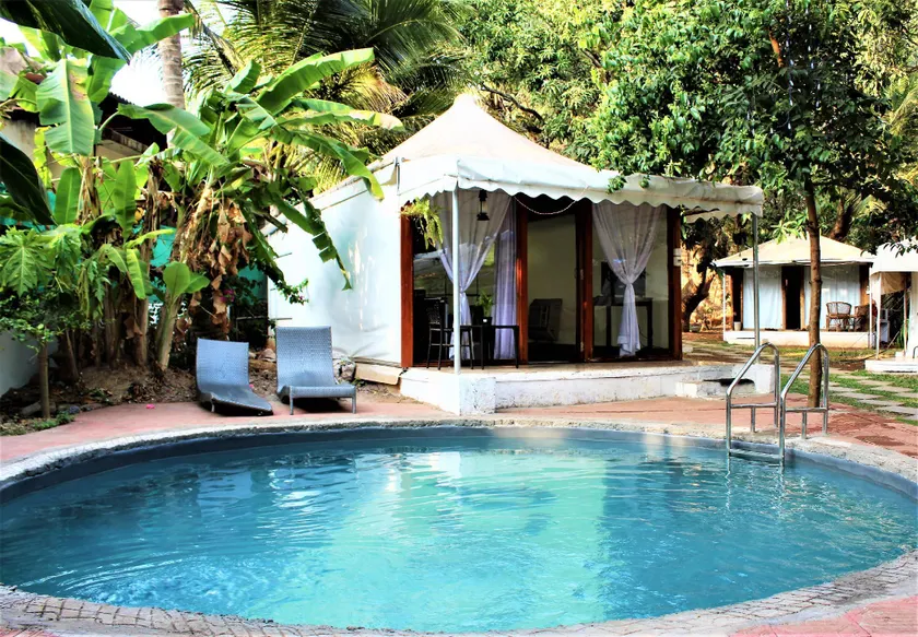 Coco's Resort - Image 1