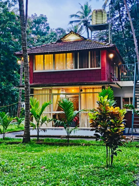 Entire Villa Riverside Resort, Muzhakkunnu, Iritty - Image 1