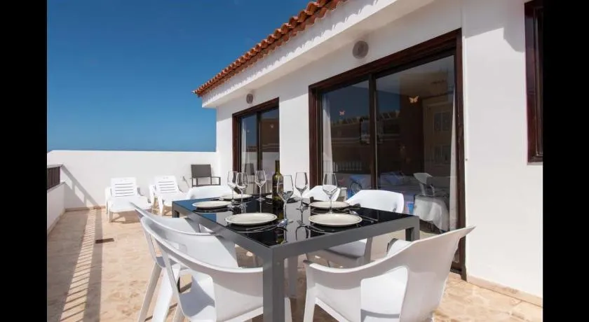 3 bedroom penthouse - Image 1
