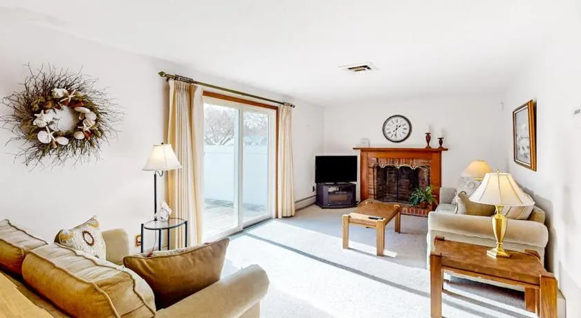 Centerville Hideaway - Image 1