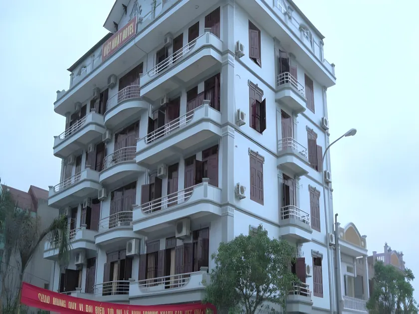 Viet Nhat Hotel - Image 1