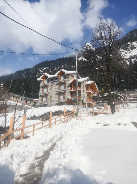 The Rohtang Chalet - Image 1