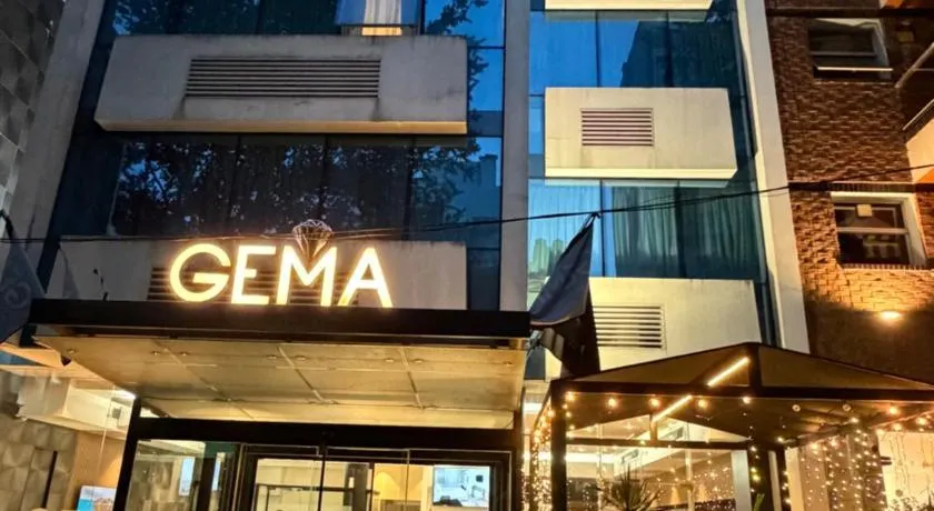 Hotel Gema Luxury Suites - Image 1