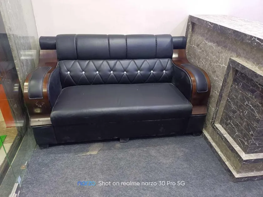 Hotel O PP CROWN - Image 1