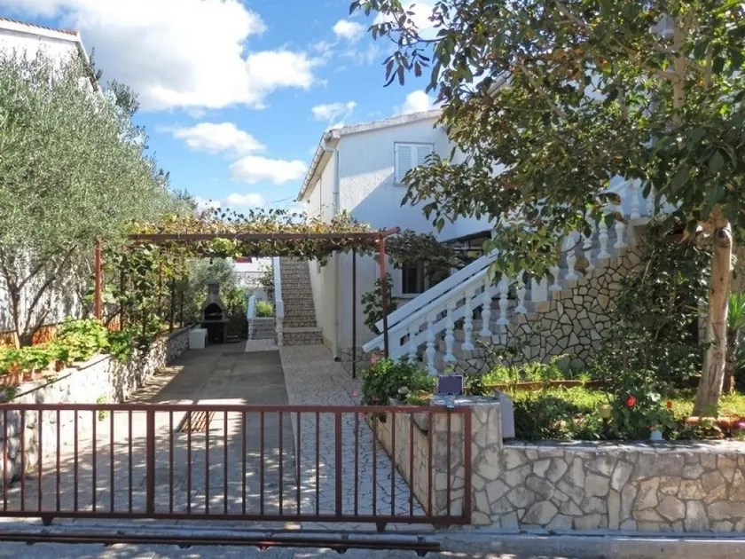 Apartment Makic A4  Silo, Island Krk - Image 1