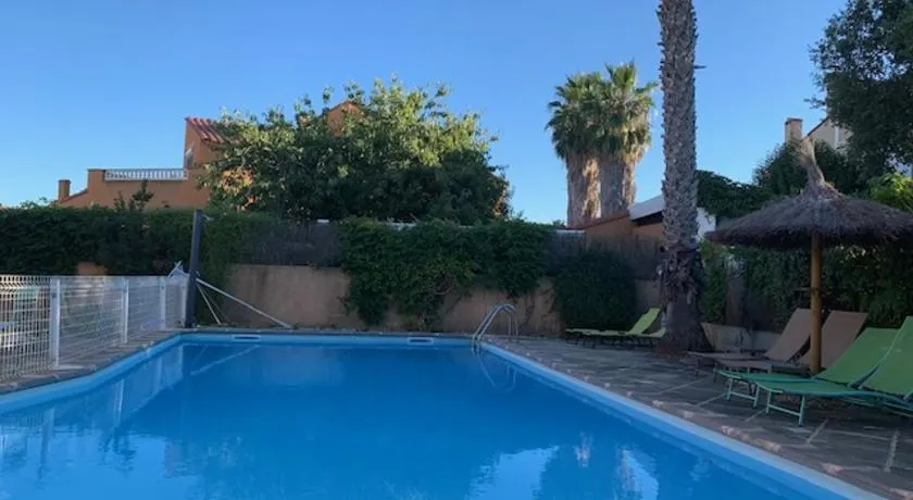 BELLE VILLA AVEC PISCINE - Image 1