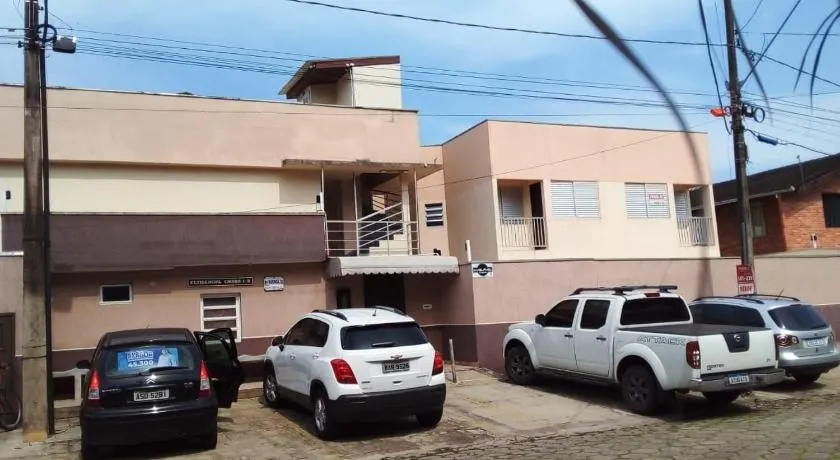 Apartamento Cond. Privê em Caiobá 2 quadras da beira mar próximo ao Restaurante Casa do Camarão - Image 1
