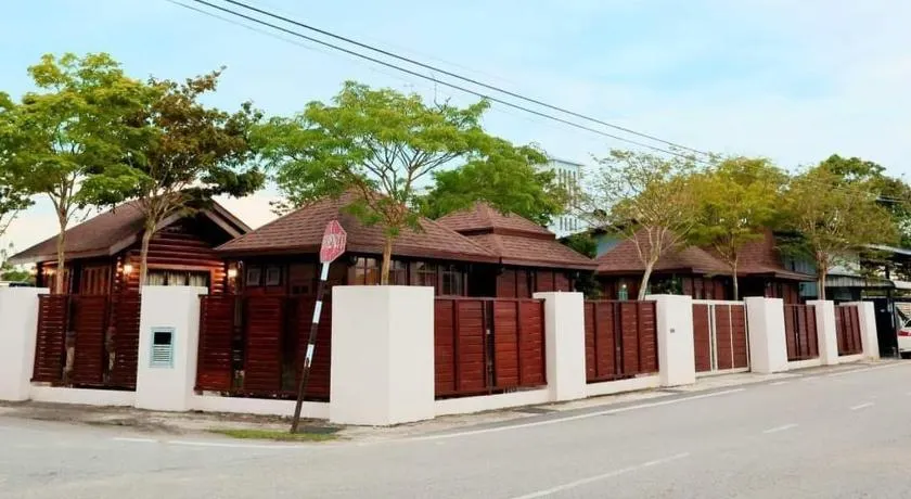 巴厘岛风格住宿 Muar Balinese Resort - Image 1
