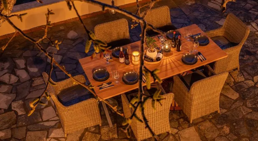 Walnut tree Villa Ano Archanes-10km from Heraklion - Image 1