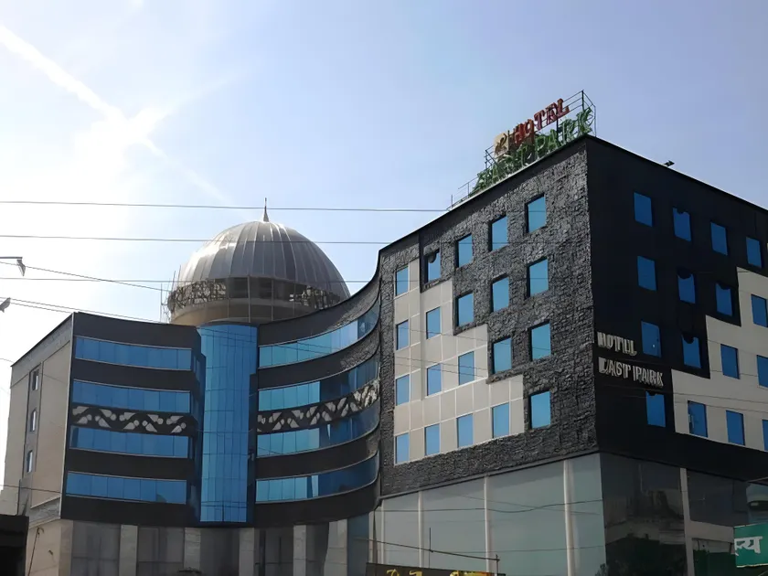 Hotel East Park - Image 1