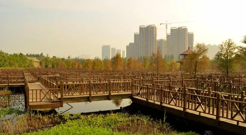 Bashan Hotel - Image 1