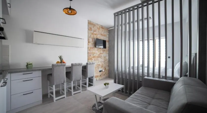 NLux 10 Apartment - Image 1