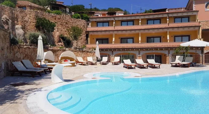 LH Hotel Pozzo Sacro - Image 1