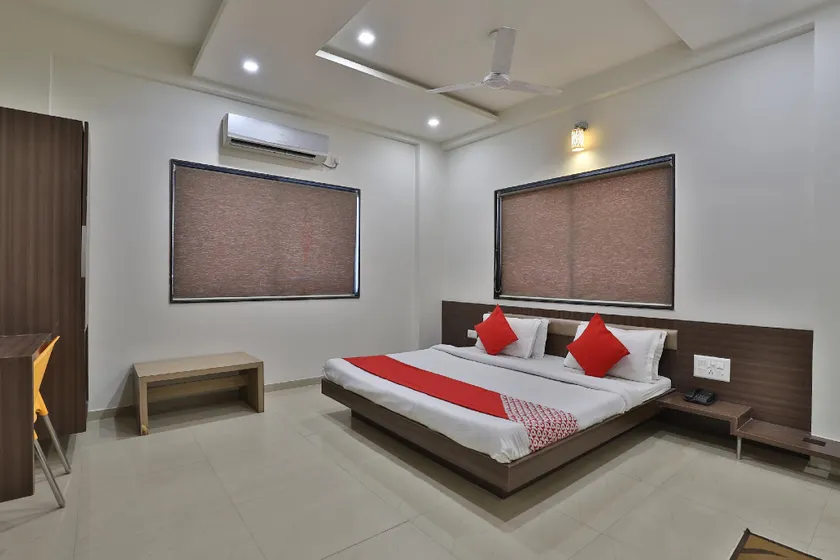 OYO 41737 Hotel Atithi - Image 1