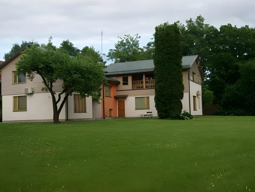 Parks Guest House - Image 1