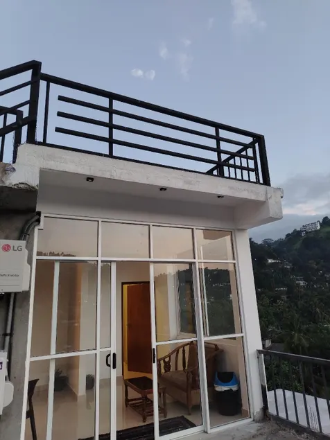 Kandy Nivahana Heights Homestay - Image 1