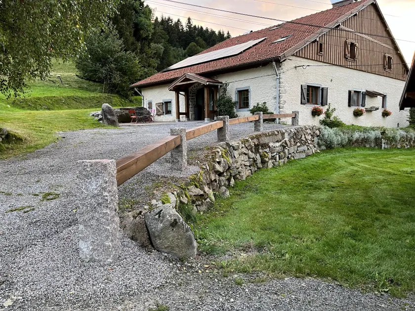Luxurious 5 farmhouse-chalet, Spa sauna, quiet, 18p, All Inclusive - Image 1
