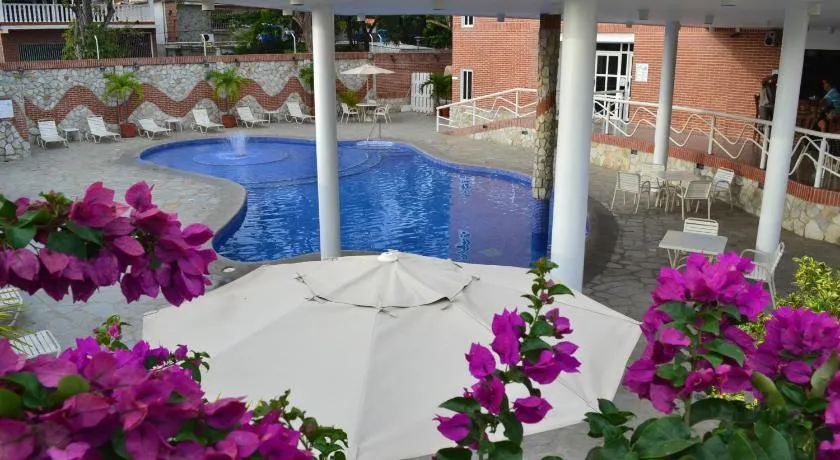 Hotel Villa Playa Grande - Image 1
