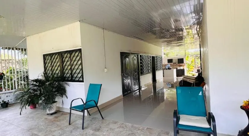 Finca Privada con Piscina Natural y ambiente ecologico cerca de Neiva - Image 1