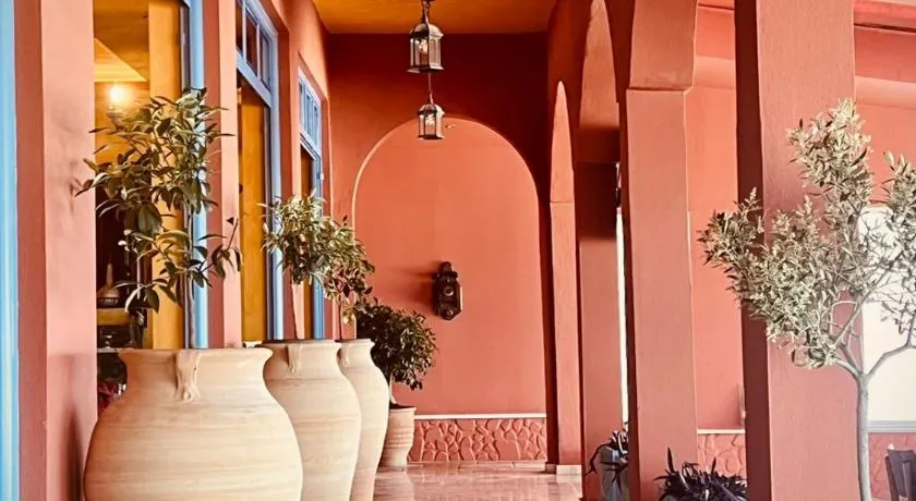 Hotel Coral - Image 1