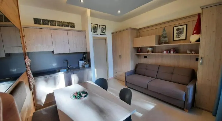 BMP APARTMENT SPINALE Campiglio centro, GARAGE - Image 1