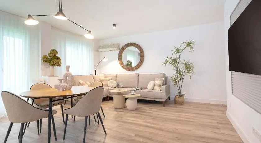 Lope de Vega Apartment - Image 1