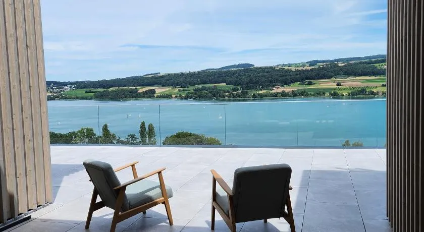 Lakeview Guest Rooms with huge rooftop terrace - Image 1
