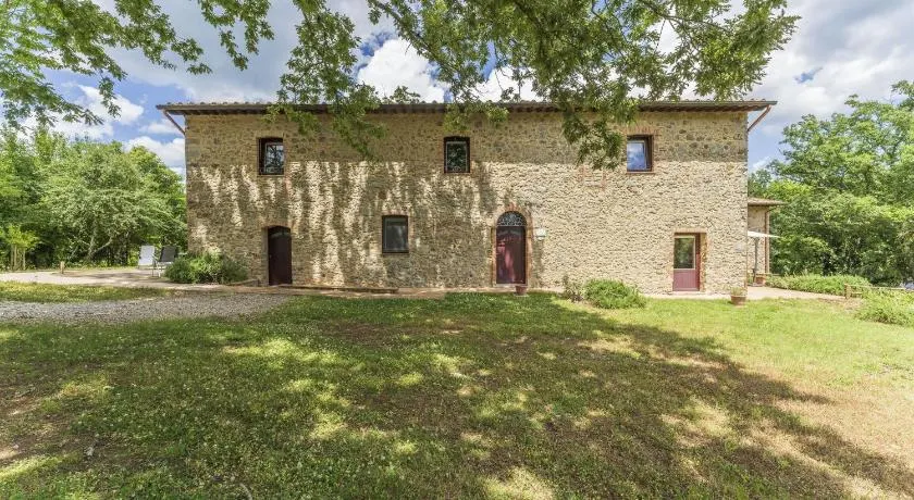 Le Casaline Di Sopra Near Massa  - Image 1