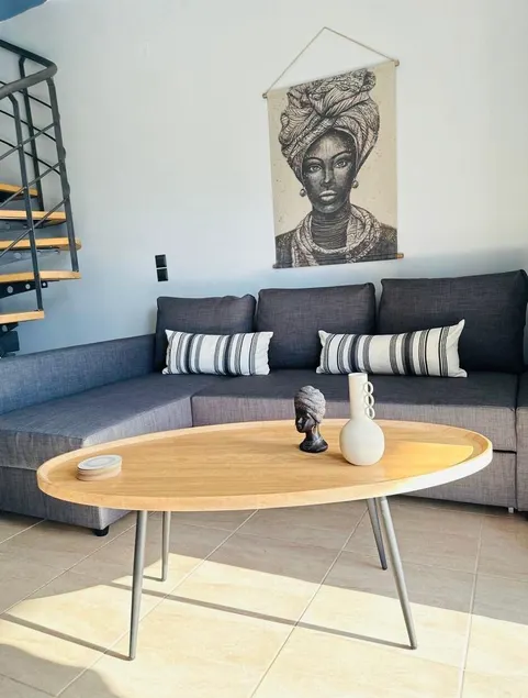Saladi Beach House - Image 1