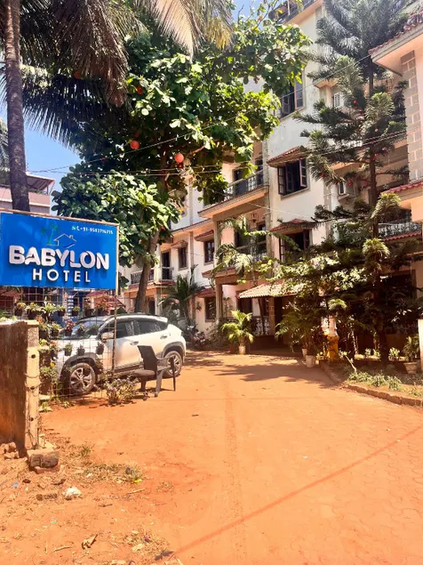 Babylon Hotel Baga beach - Image 1