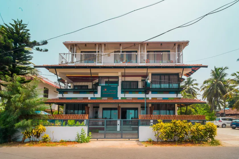 Sunfun Beach House - Image 1