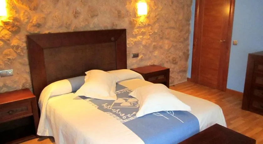 Apartamentos Almagro - Image 1
