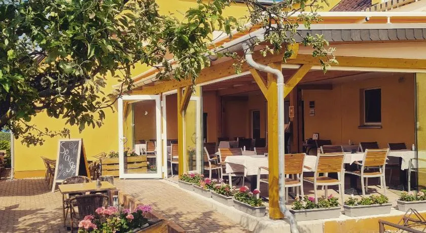 Gasthaus Zur Hecke - Image 1